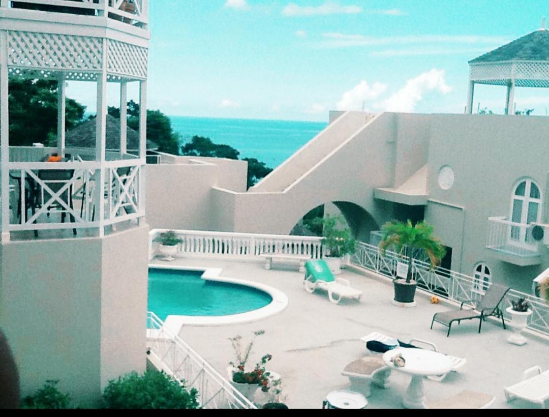 Sky Castles Apt H6 Ocho Rios Exterior foto