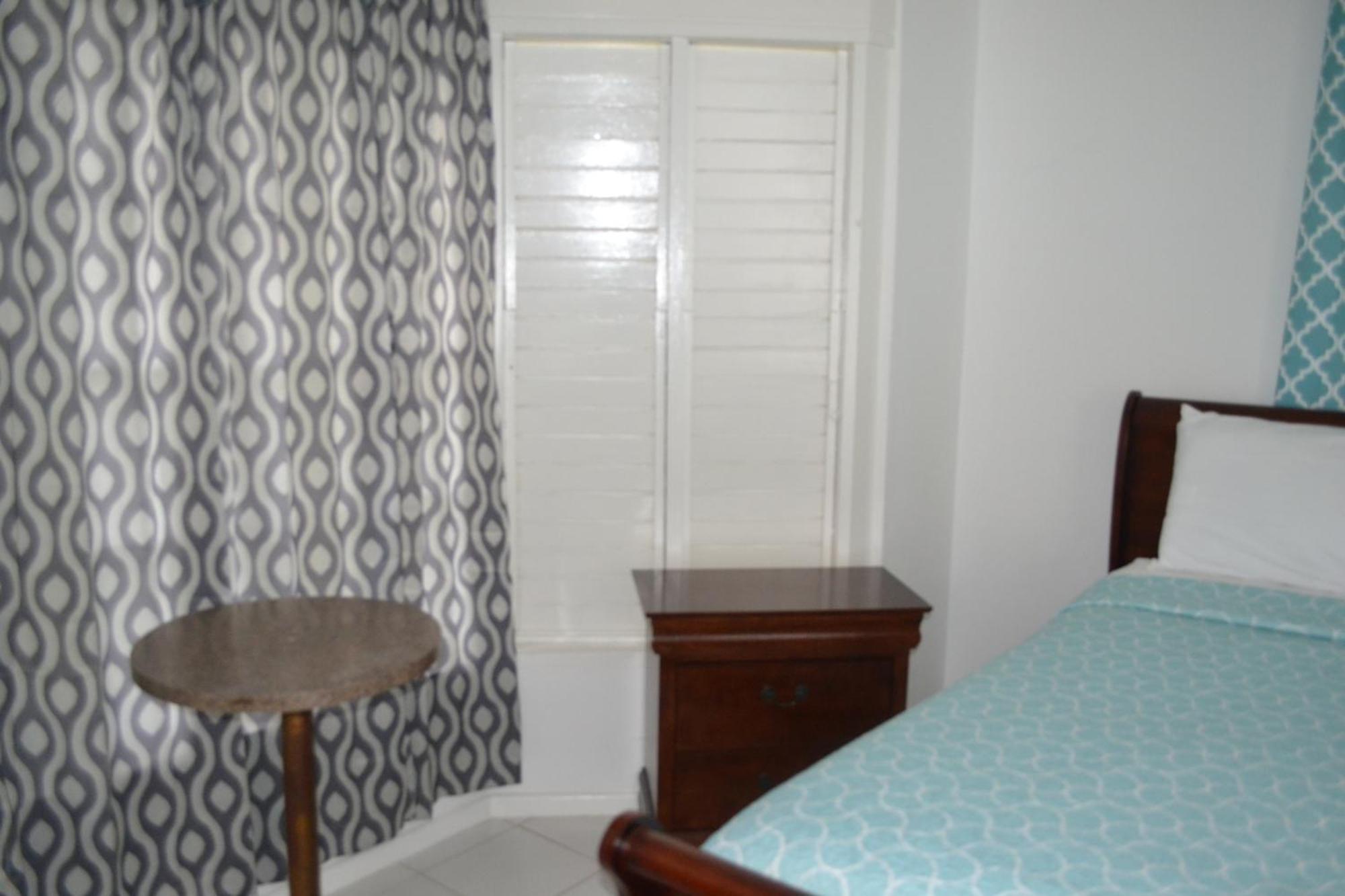 Sky Castles Apt H6 Ocho Rios Exterior foto